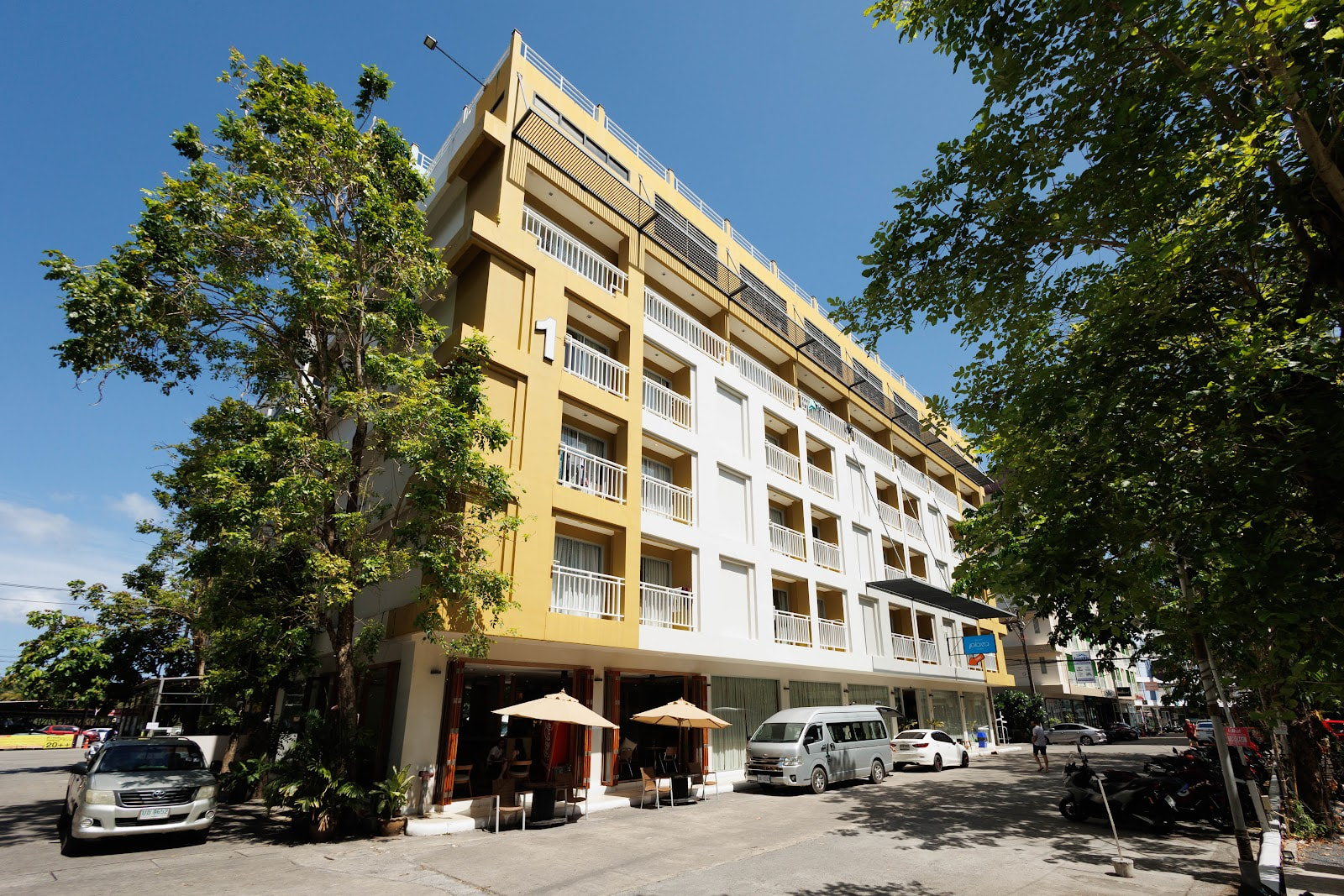 Ashlee Plaza Hotel & Spa