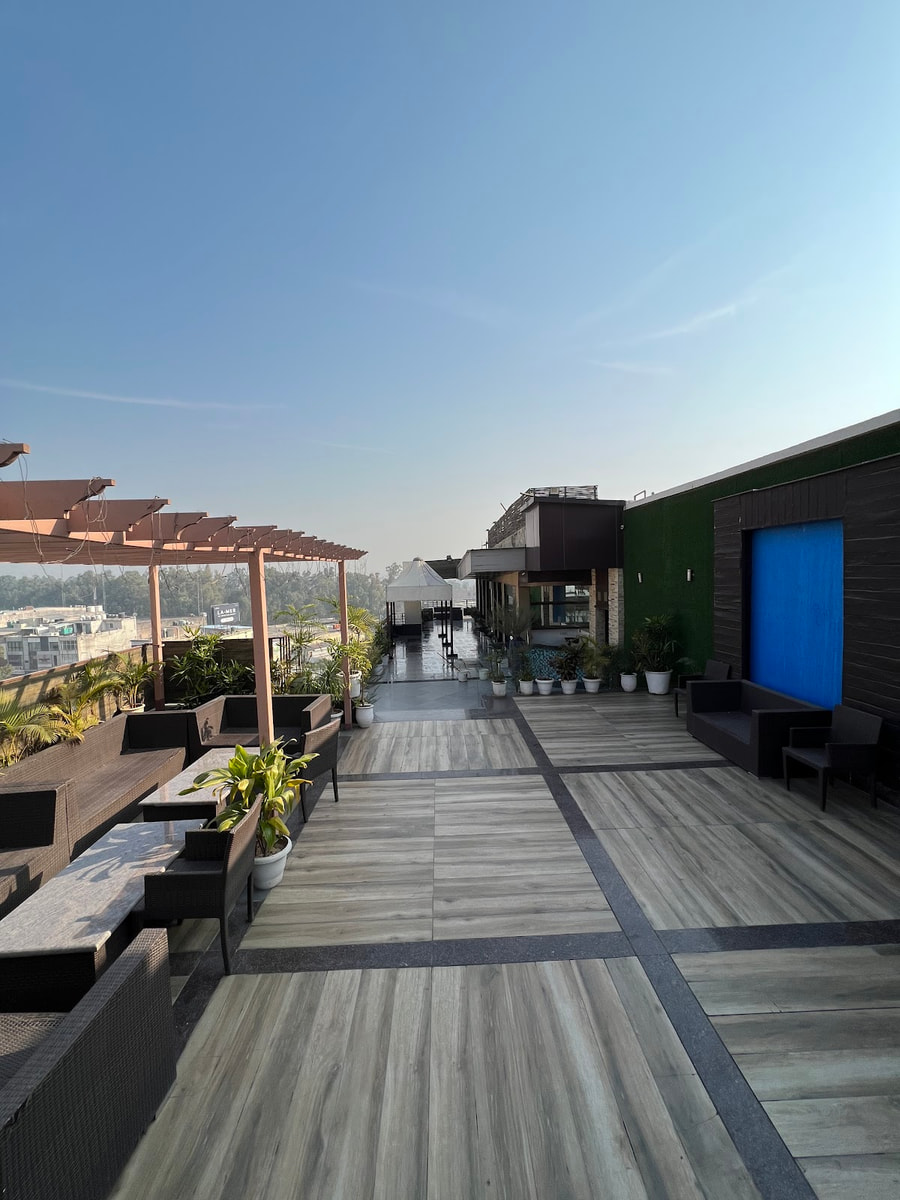 Hotel Almedia