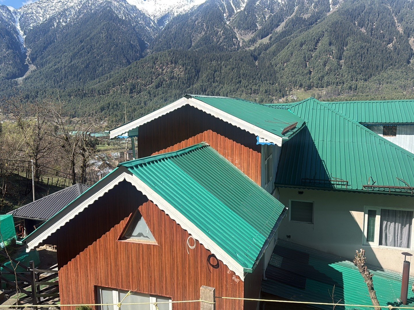 The Pahalgam Breeze